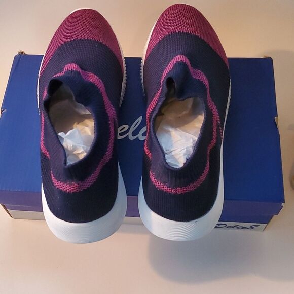 NWT DELIC8 SLIP ON SNEAKERS/KICKS PURPLE BLUE SIZE 8 (RUN SMALL) - Picture 4 of 6